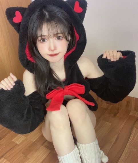 亚洲一二三四区视频_超清迅雷电影在线